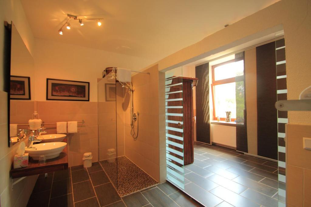 Boutique Hotel Villa Melsheimer Reil Room photo